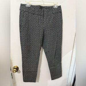 LOFT Ann Taylor Julie skinny pant size 8 USED